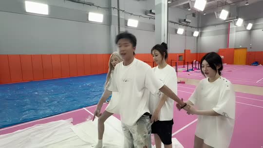 九是这么玩
