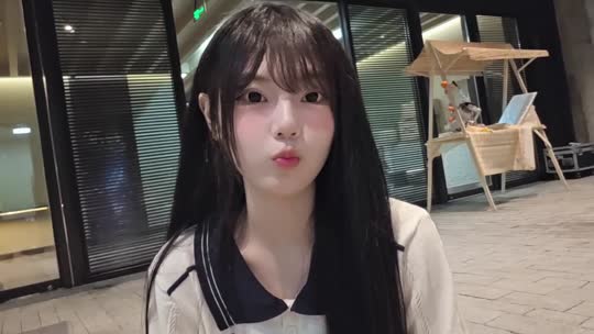 小镇首富冲百守