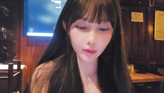 去染头发咯
