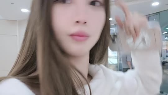 逛街买衣服