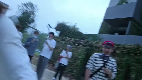 童童话小镇车车大典