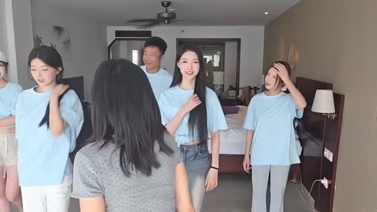 开播第一天798抱抱组