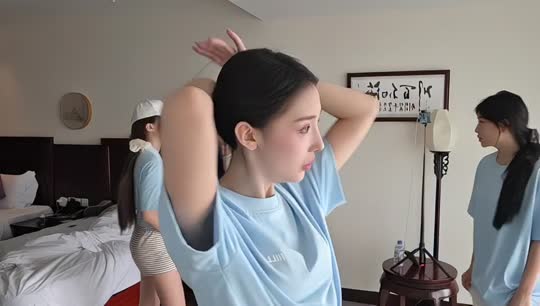 开播第一天798抱抱组