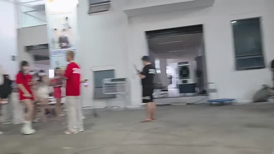 子圣哥四周年快乐