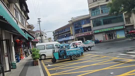 童话小镇我来啦