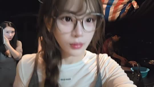 参加村里活动