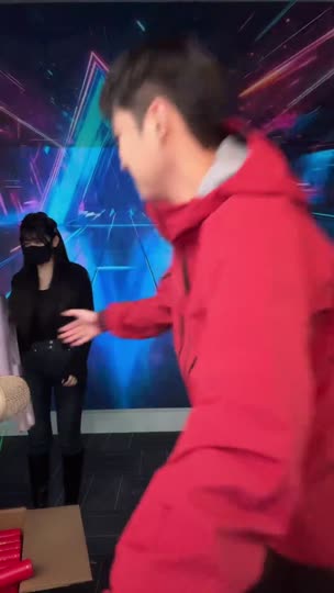 一个朋友在看