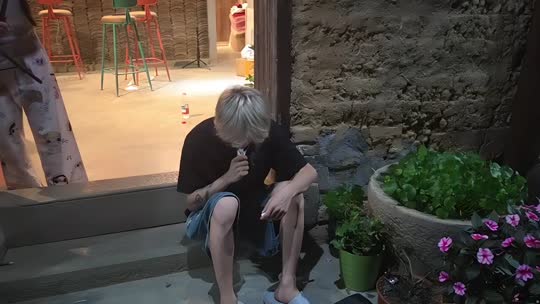 恭喜陌白哥荣升超皇