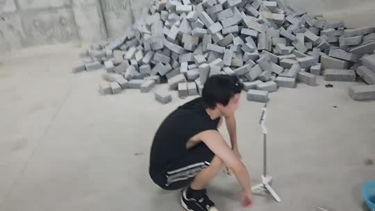 来了