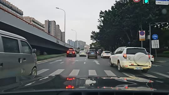 聊个20分钟的天