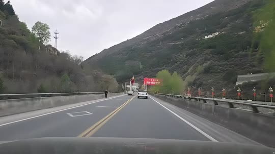 自驾318。