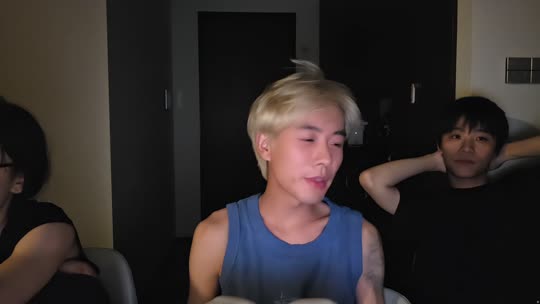 聊天