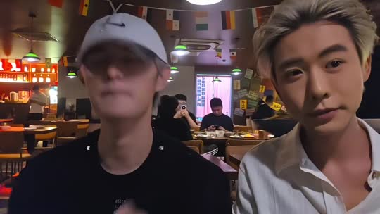 四周年快乐