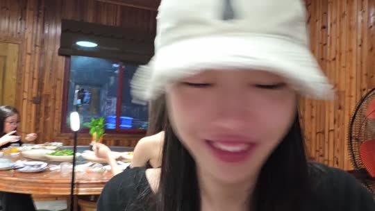孟孟来啦～蓝莓哥up