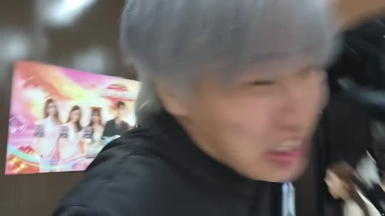 798-zkl交换生恭喜陌白哥荣升超皇!