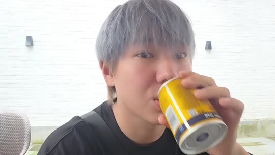 已出1君王6公爵的男人