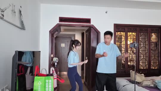 798创造营抱抱队