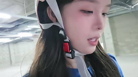 陈朝朝提车记