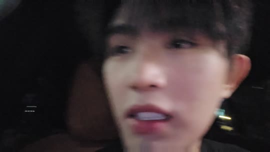恭喜童哥荣升帝皇