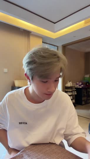 聊聊天