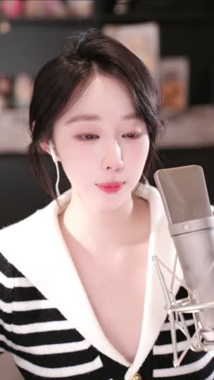 是的我是周童潼请开蓝光食用