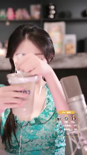是的我是周童潼请开蓝光食用