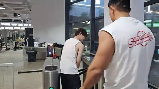 和孙哥一起备战主播向前冲 今晚吃孙嫂做的饭