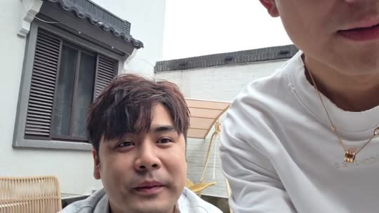 童话小镇欢乐喜剧人