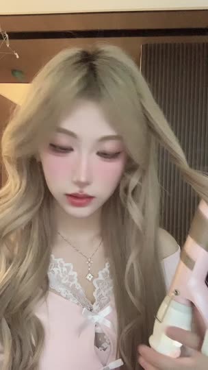 蒲一彤🌷正在直播