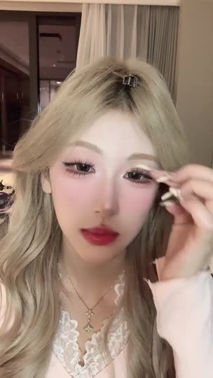 蒲一彤🌷正在直播